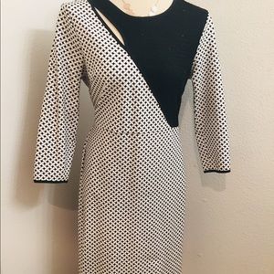 ✌🏽❤️🛍 I 🖤 Ronson Black &White dress size L